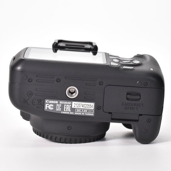 Canon EOS Rebel T5 DSLR Camera 18MP 18-55mm Lens Video 10943 Clicks 32GB SD MINT - Picture 11 of 16